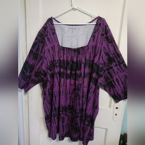 Woman's top never worn